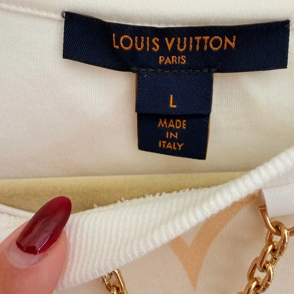 Louis Vuitton Ruffled sleeve T-shirt Cream and Gold Monogram Top - Picture 2 of 13